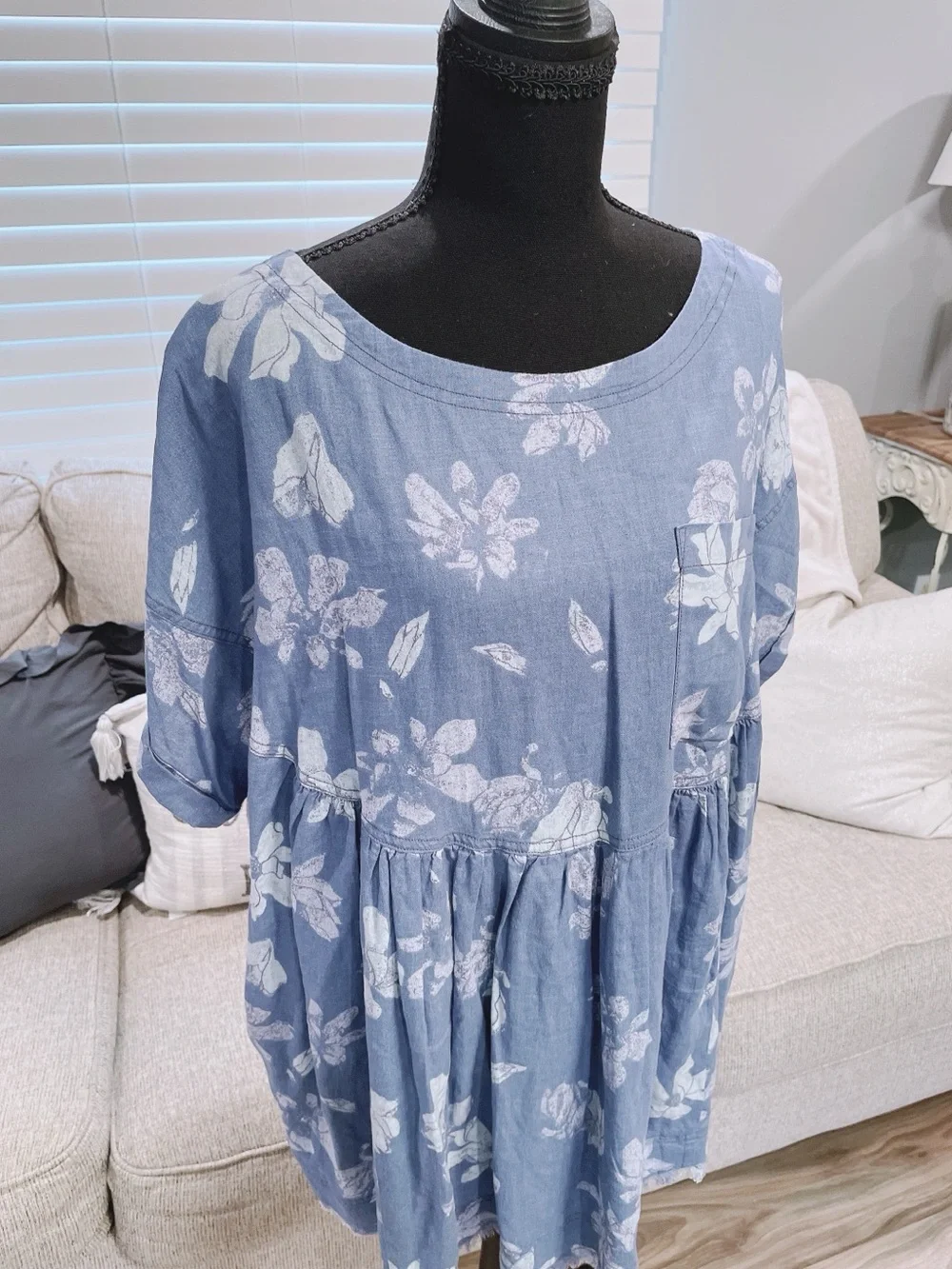 Free People We the Free Moon City Printed T Shirt Size Medium